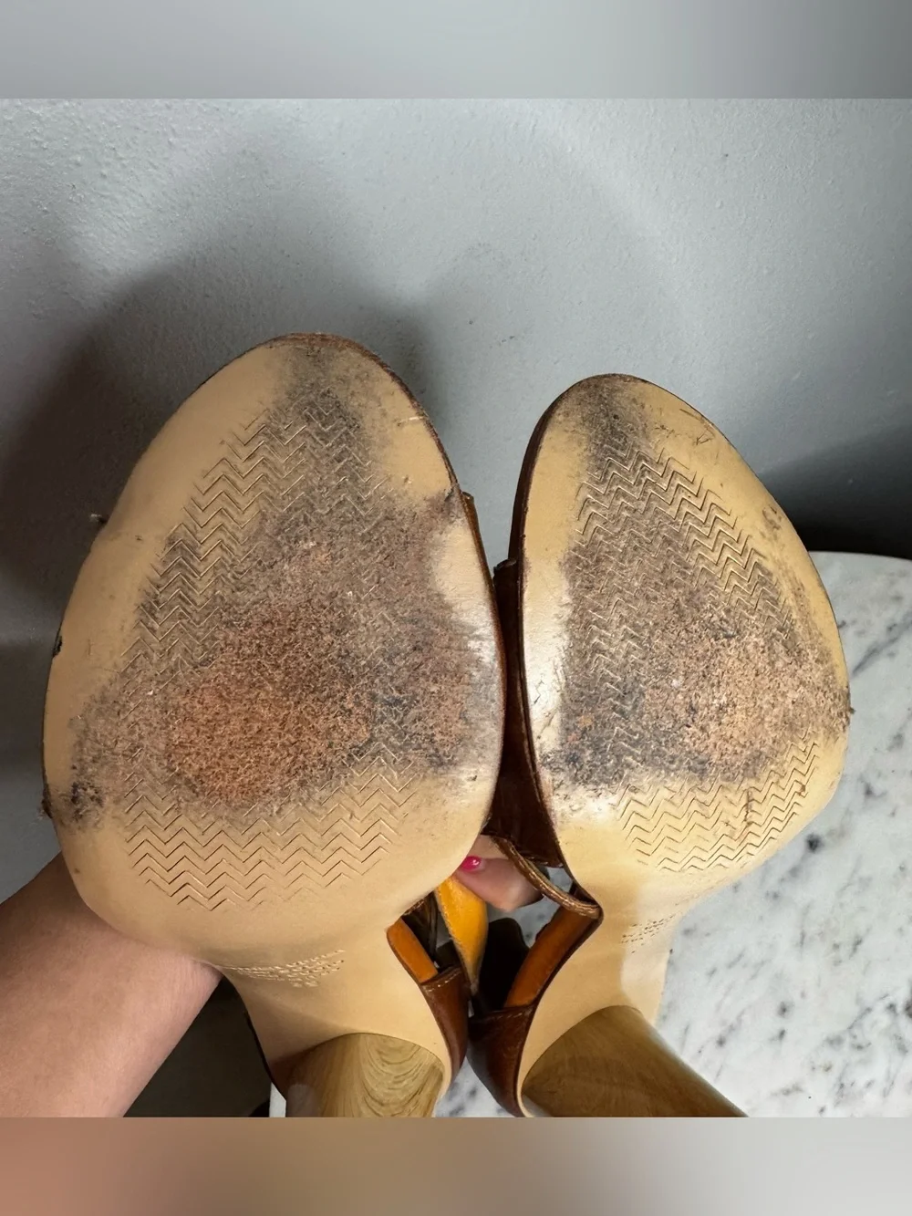 Latitude Femme Sandals Size 39/ US 8.5 Made in Italy Leather heels shoes